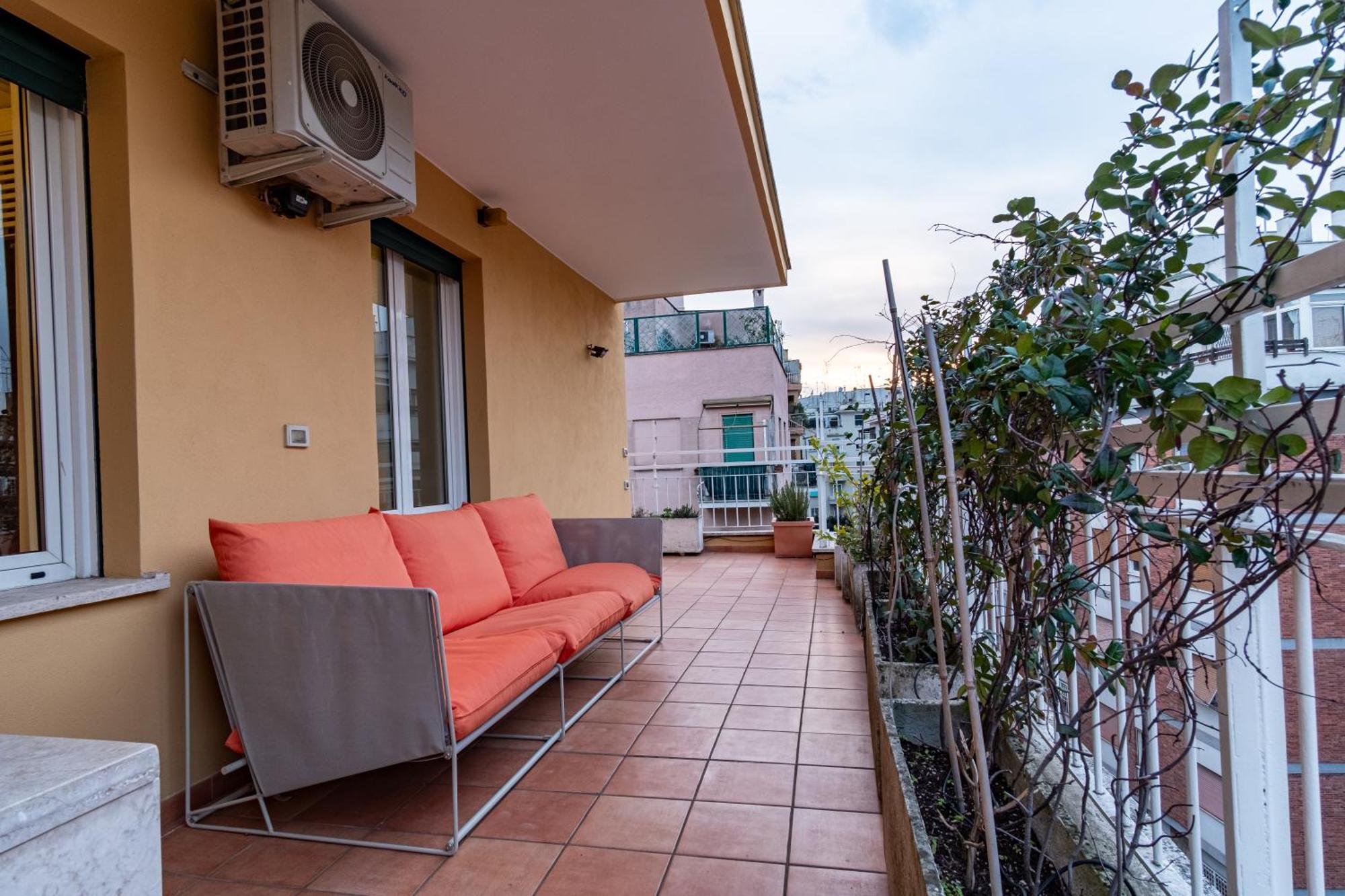 Attic With Terrace And Jacuzzi - Luxury Apartment ローマ エクステリア 写真